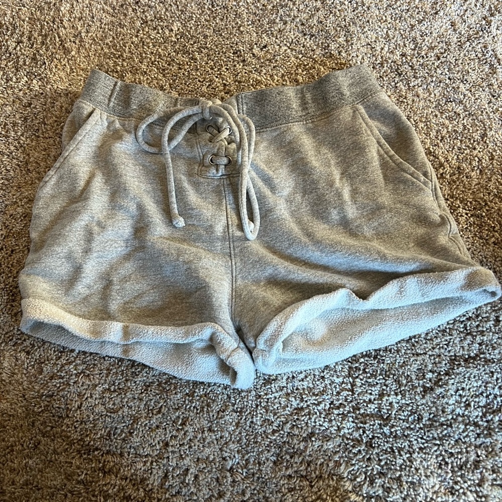 Cute Gray Sundry Shorts
